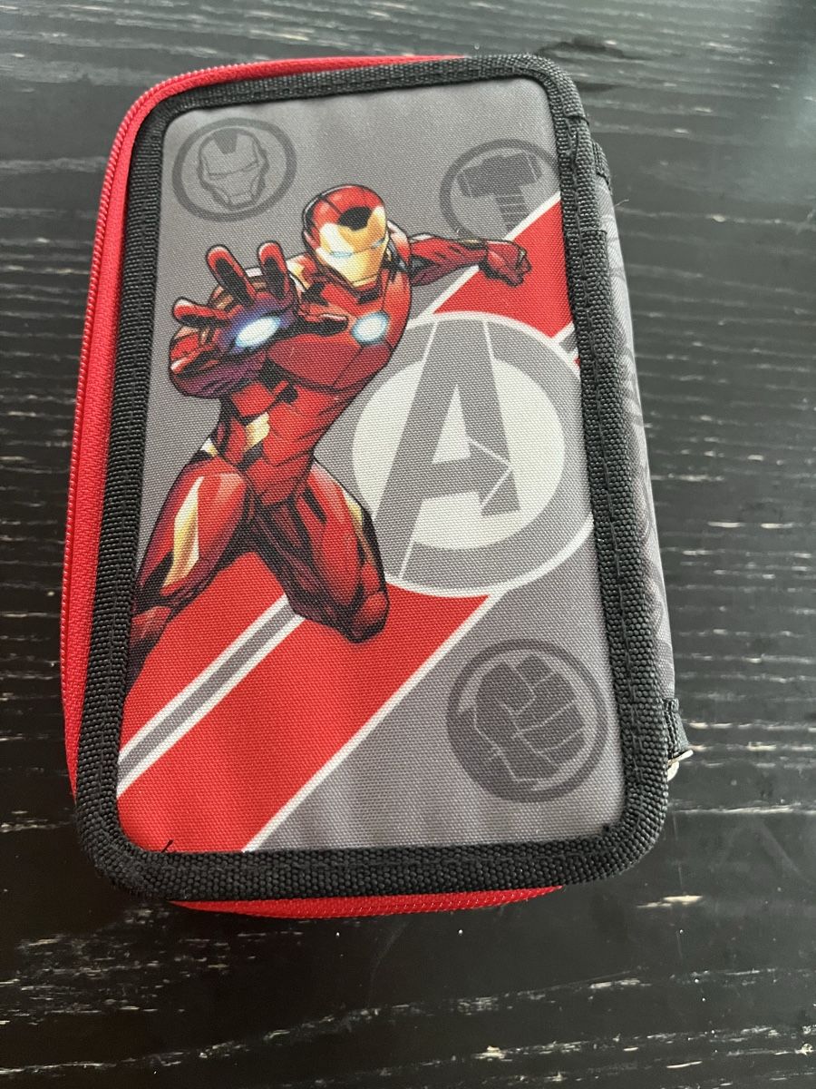 Schüler-Etuis: Marvel Avengers Pencil Case/ Schuletui  – Gebraucht aus Pfäffikon SZ von Marroni22