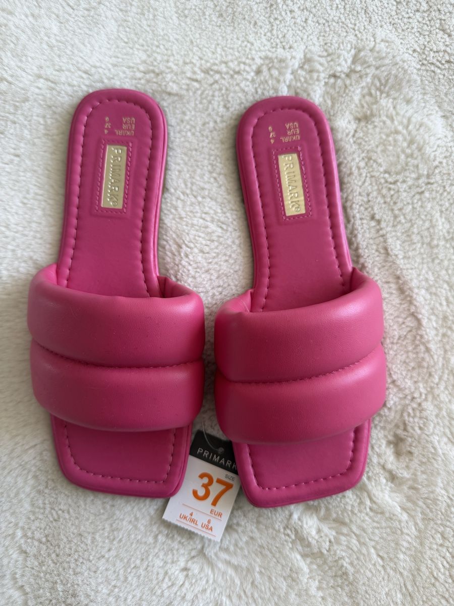 Primark Damenschuhe: Pink Sandals – Neu und originalverpackt aus Lausanne von naa_f7gg