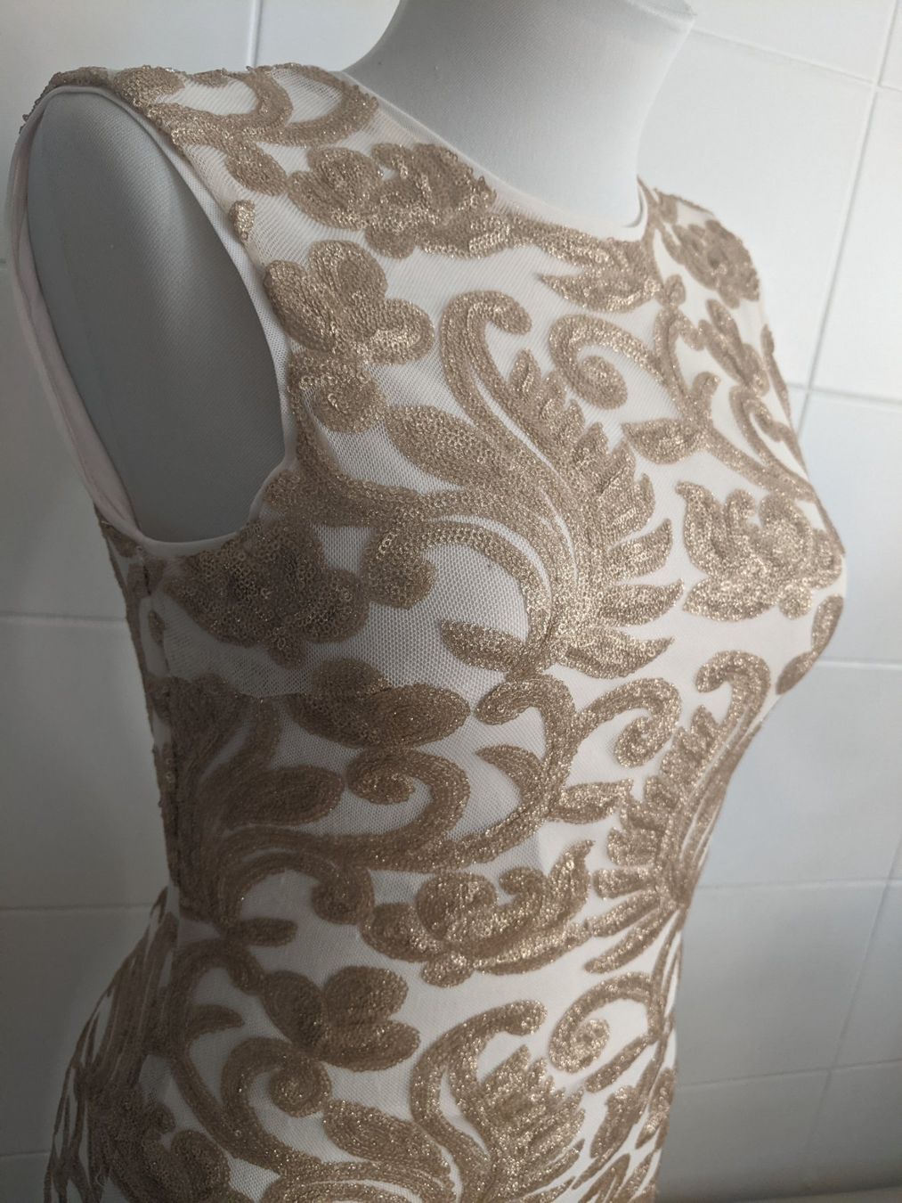 Vestiti: Festkleid Gr 34 – Usato da Langnau am Albis venduto da Judithsebi