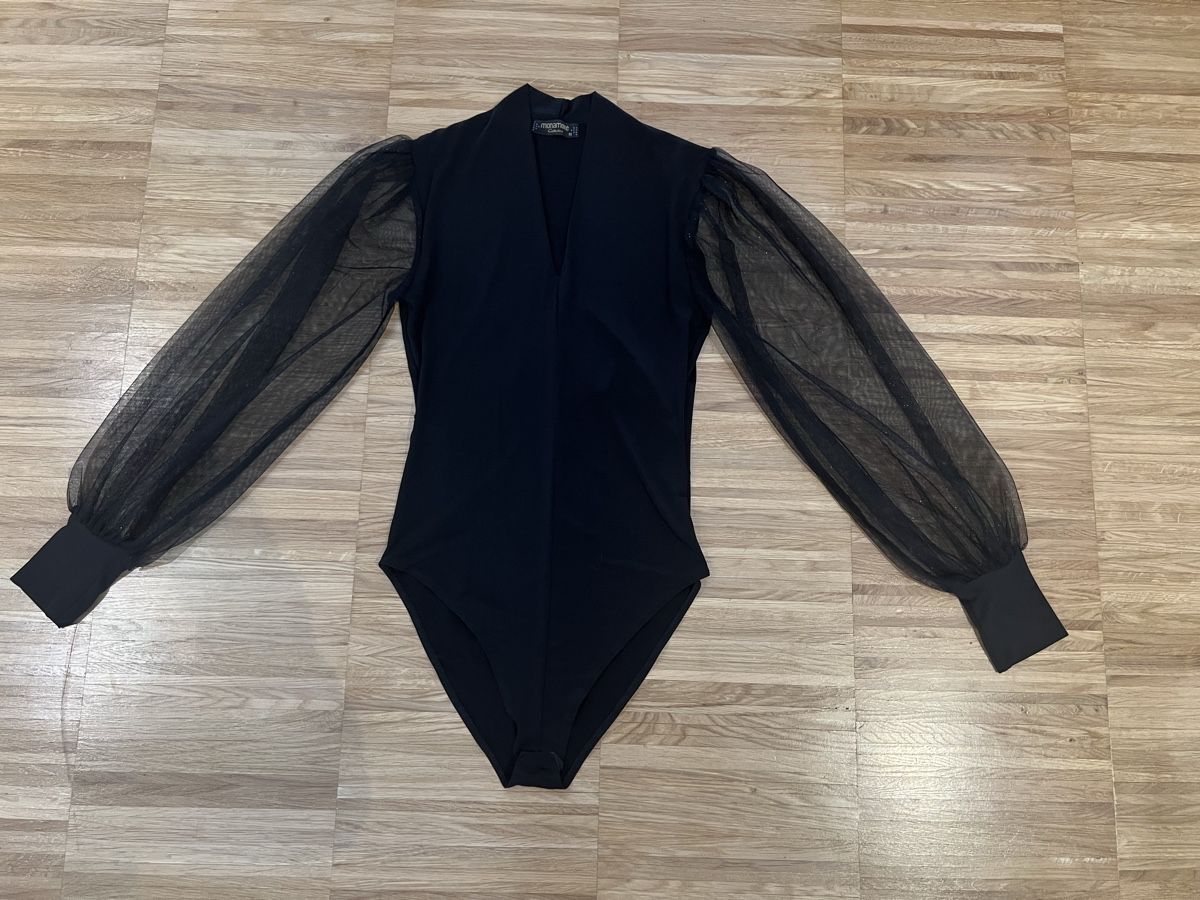 Chemisiers: Black body – D'occasion à Adliswil par Marjin