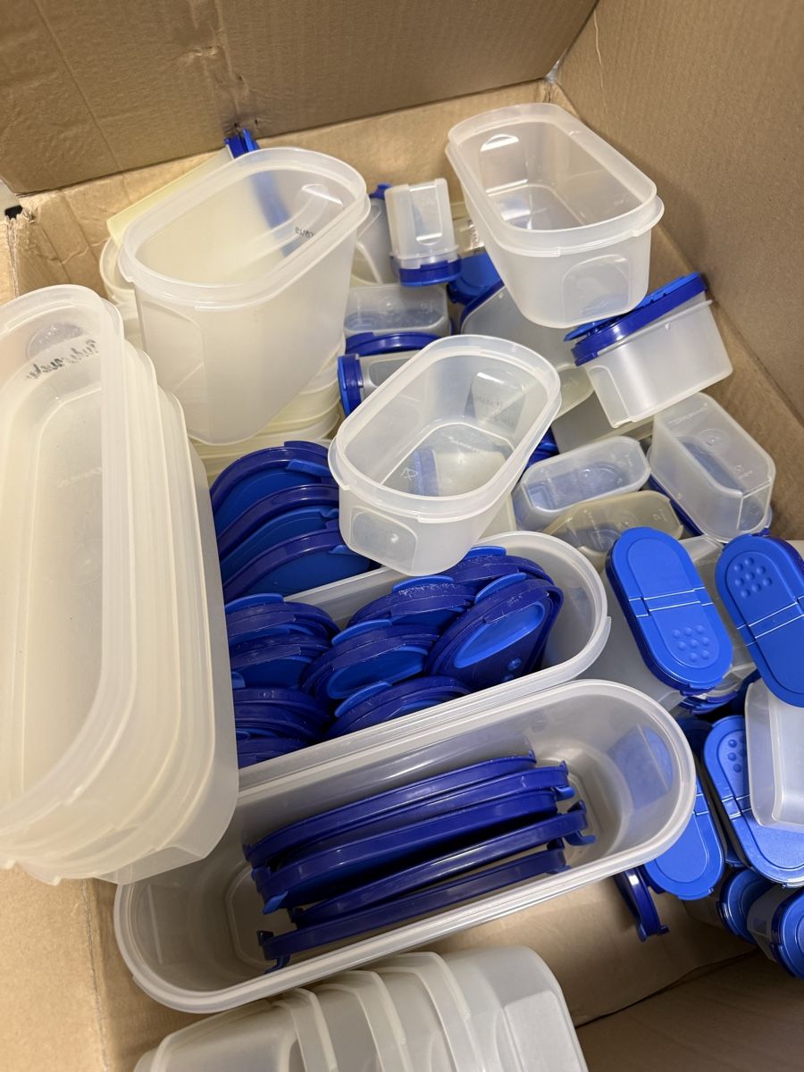 Tupperware Behälter & Ähnliches: Tupperware Vorratsbehälter gebraucht – Gebraucht aus Oetwil am See von Luckyluke1 4