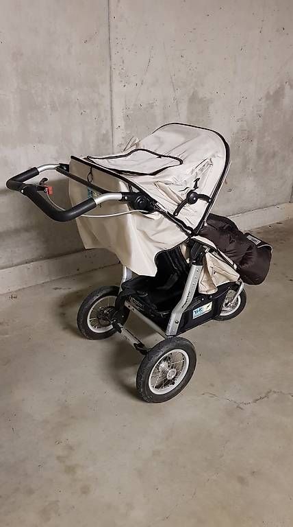 Carrozzine: TFK Joggster Twister  – Usato da Winterthur venduto da nuggi88 3