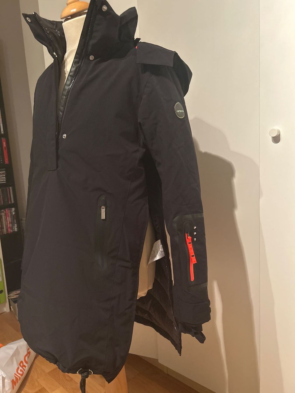 Jacken: Winter Jacke GrM – Gebraucht aus Feuerthalen von Anna_Swift 3