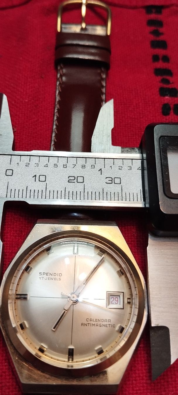 Orologi: montre mécanique spendid – Usato da La Chaux-de-Fonds venduto da jac_9llg 8