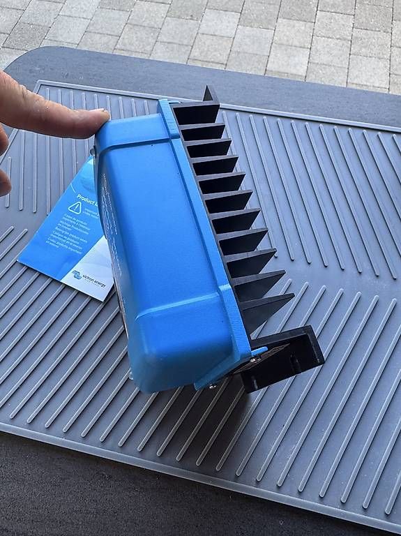 Victron Caricabatterie: Victron Orion TR Smart DCDC Ladebooster – Usato da Roggwil BE venduto da piccu85 2