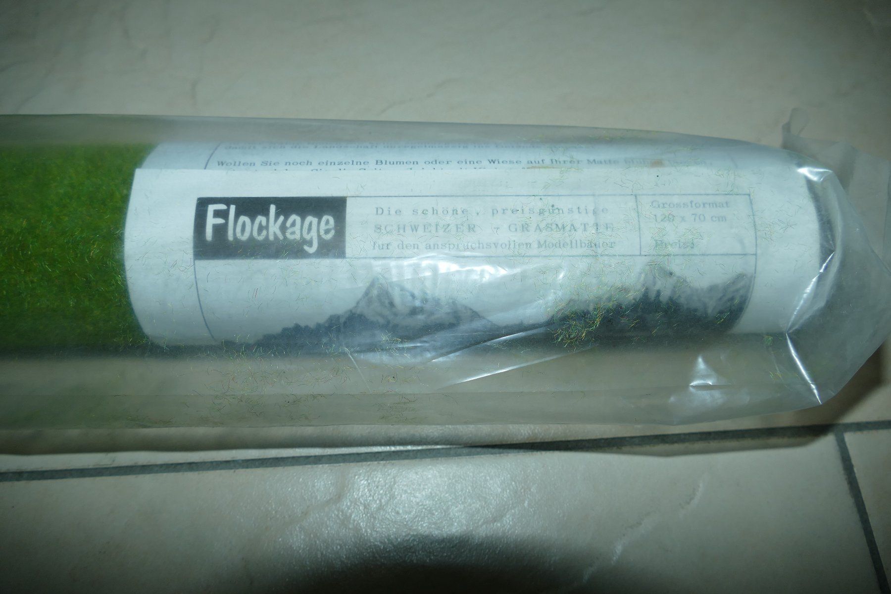 Modellini di ferrovie: Flockage N/H0: Grasmatte 120x70 cm – Nuovo (secondo la descrizione) da Niederhasli venduto da rail-duerst 1