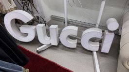 Gucci Leuchtbuchstaben Werbeschild 150 cm 