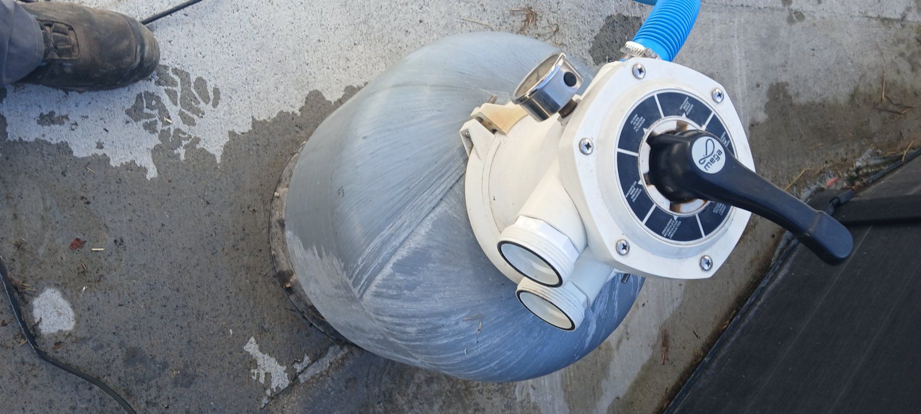 Radiatori: Poolheizung mit Pumpe und Sandfilter – Usato da Rikon im Tösstal venduto da A.Bieri 4