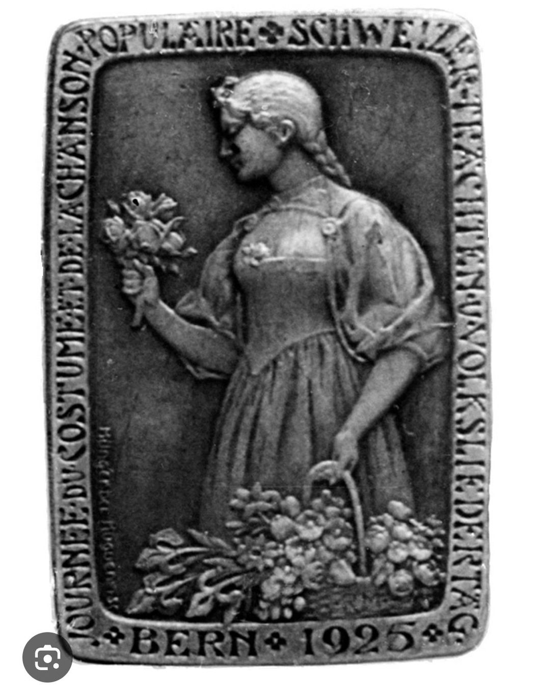 Placchette & Badge: Abzeichen/Nadel Schweizer Trachten-/Volksliedertag Bern 1925 – Usato da Riehen venduto da Nobelshop 2