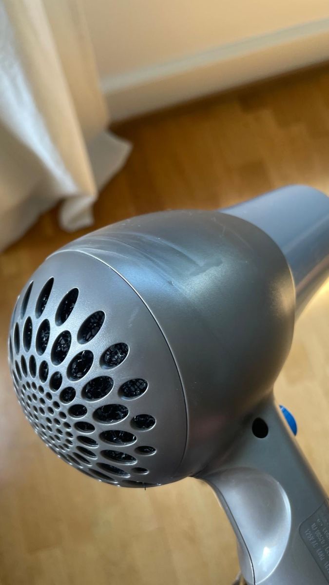 Föhn: Haarfön mit USA Stecker – Gebraucht aus Zürich von kuengka