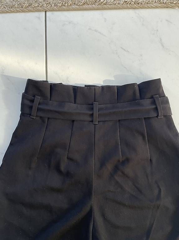 Pantalons: Paper Bag Stoffhosen S – D'occasion à Itingen par alexasoldie 2