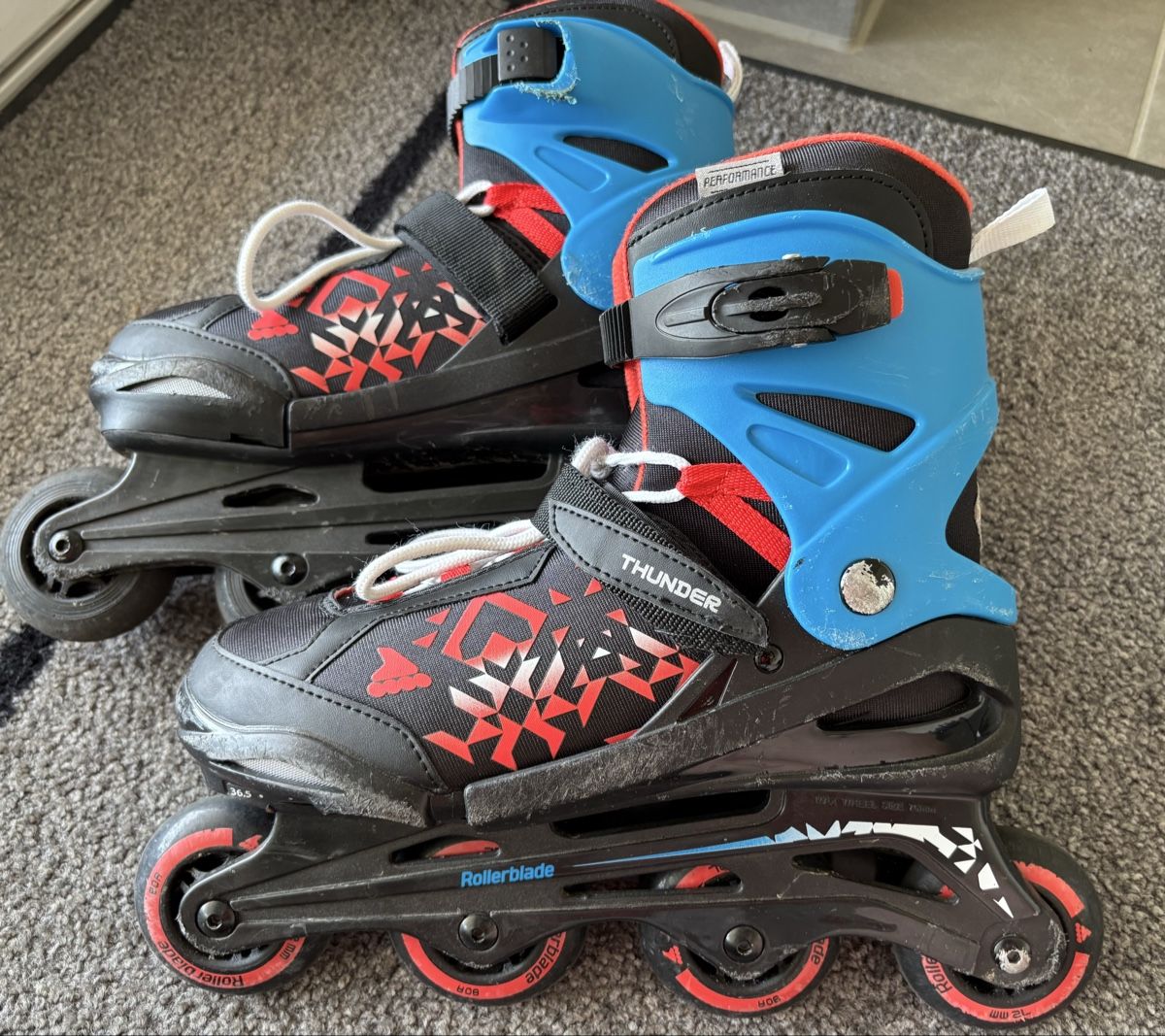 Patins à roul. & inline: Rollerblade Thunder Kids Grösse 36,5 – D'occasion à Farnern par Zwerg-Nase 1