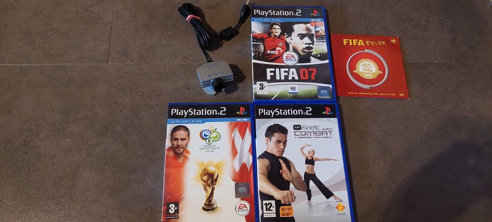 Eye Toy Cam inkl. Kinect Combat + Fifa PS2 (Play Station 2) (Gebraucht ...