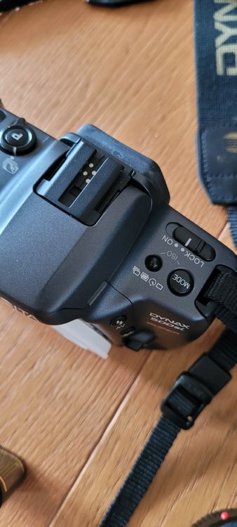 Minolta Fotocamera: Minolta Spiegelreflexkamera analog DYNAX 500 SI, – Usato da St. Gallenkappel venduto da mytimes 2