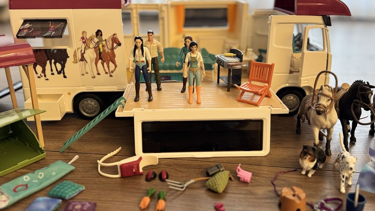 Schleich Giocattoli: Schleich Wohnmobil – Usato da Weiningen ZH venduto da proi4o 6