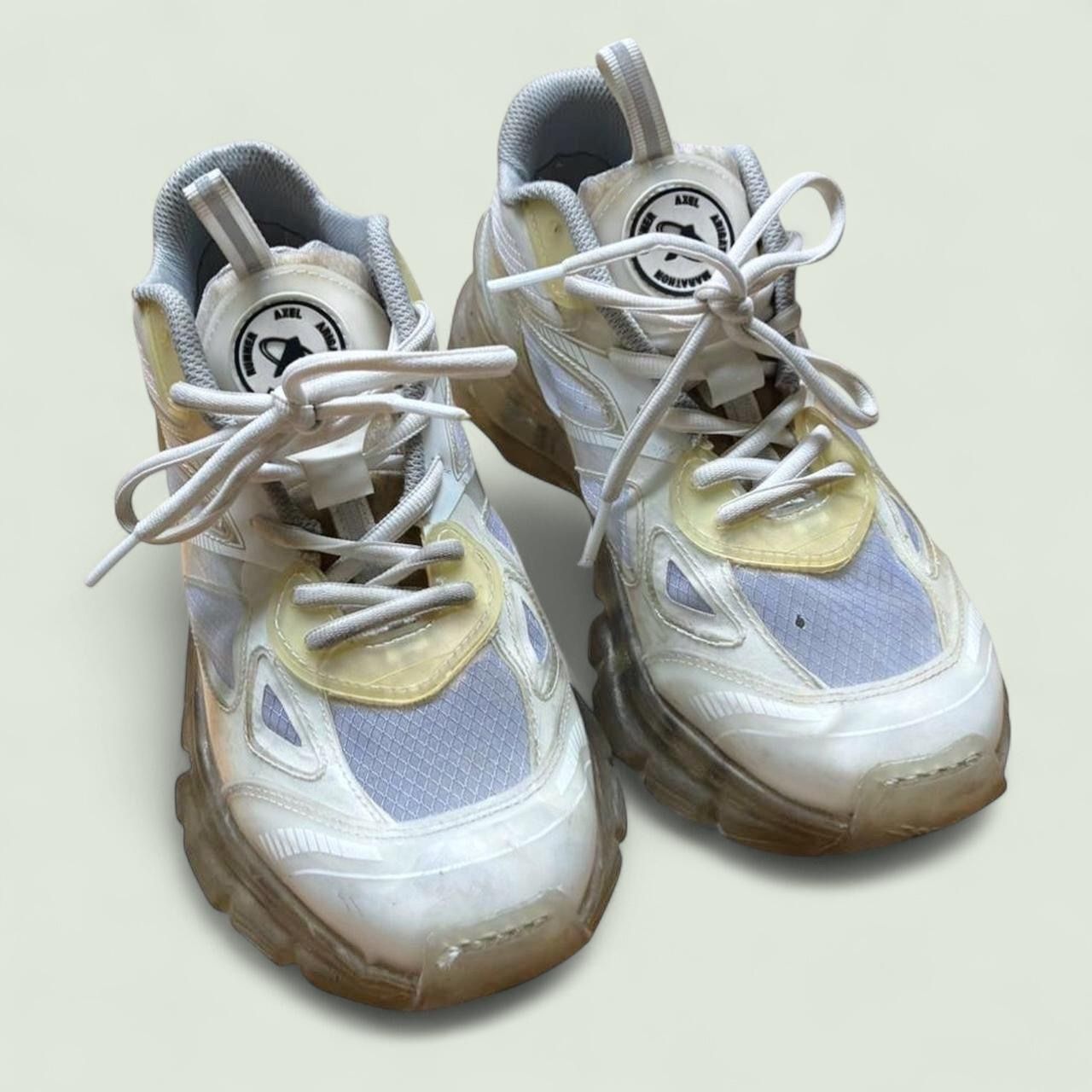 Axel Arigato Chaussures femmes: Axel Arigato marathon ghost sneakers – D'occasion à Zürich par h_studio_edit