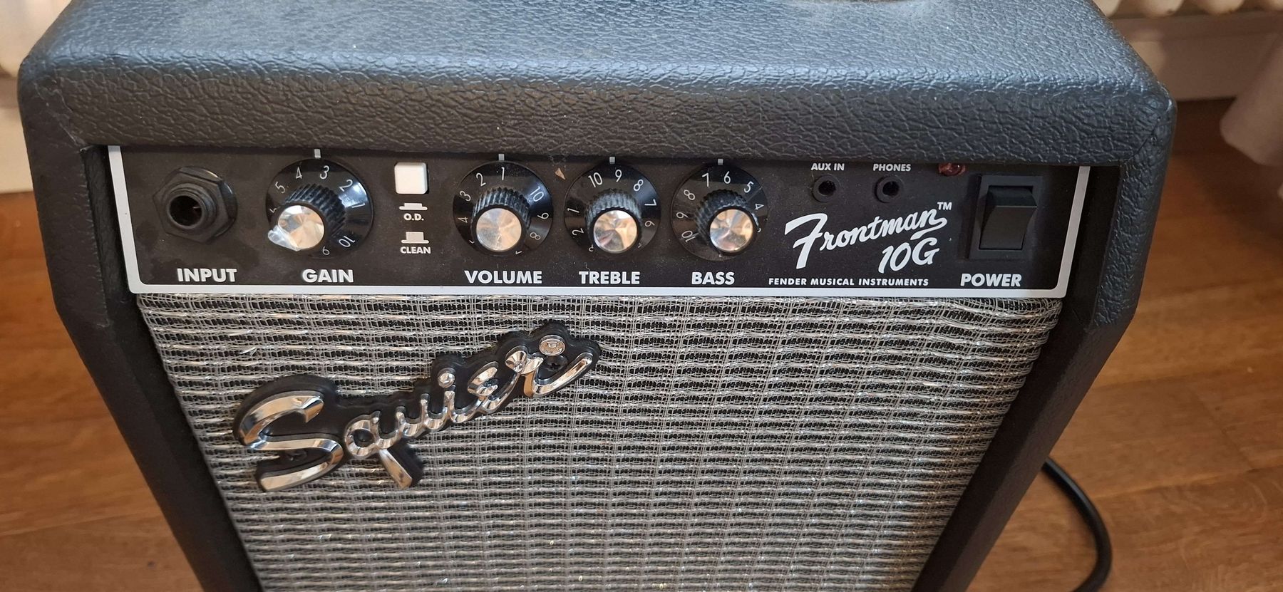 Squier Strumenti musicali: Squier Stratocaster E-Gitarre mit Fender Frontman 10G Set – Usato da Auenstein venduto da Kleinerpoet 3