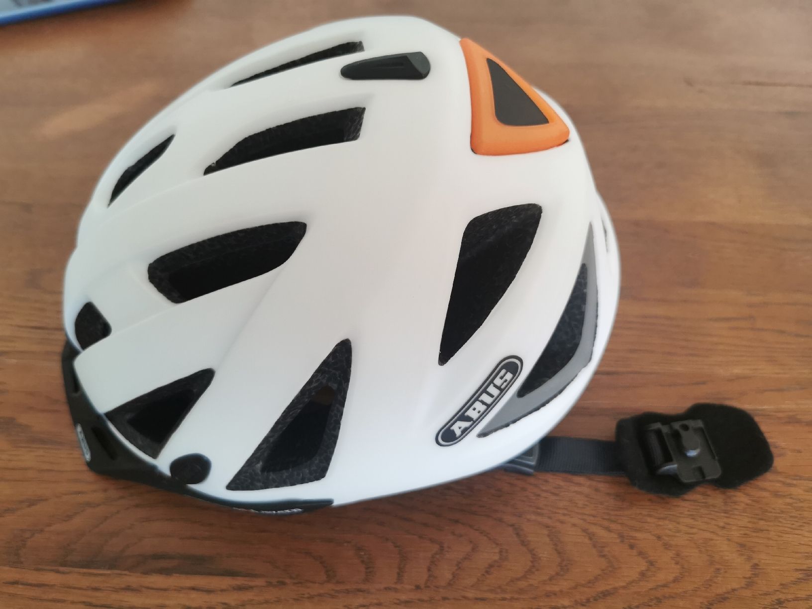 Abus Caschi: Abus Velohelm 52 - 58, weiss – Usato da Kirchlindach venduto da Javea7 3