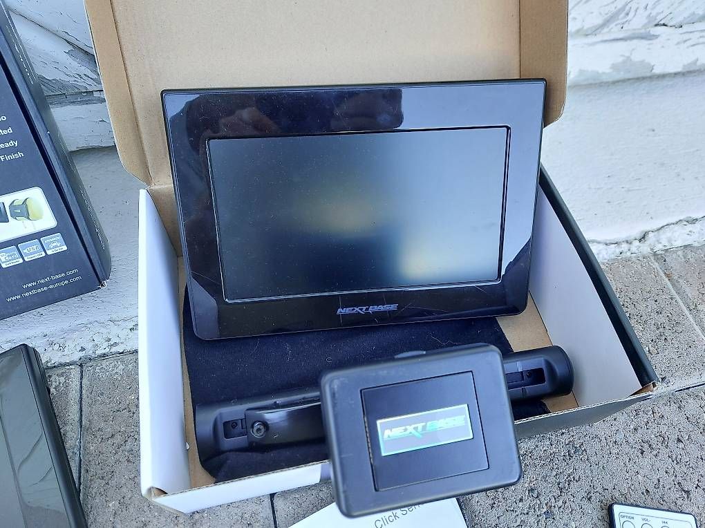 Tutti i DVDs: DVD 9Zoll DVD Player Next Base – Usato da Schönenberg an der Thur venduto da Sandiego75 2