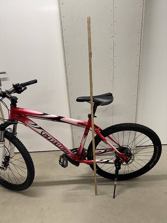 Velos: Specialized Rockhopper MTB RockShox,Deore,Scheibenbremsen – Gebraucht aus Belp von pab_l6w5 1