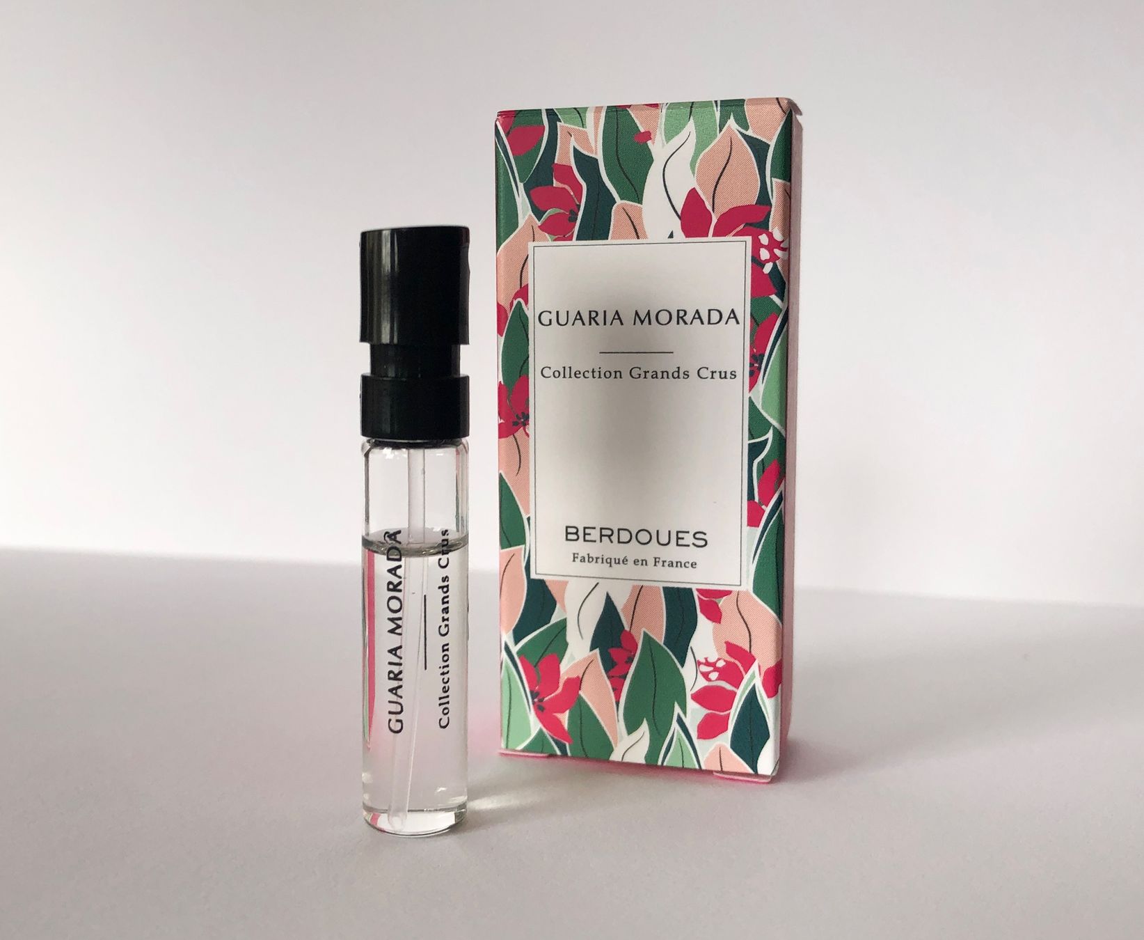 Profumi & Eau de Toilette: Berdoues Guaria Morada EDP 2 ml – Nuovo e nell'imballaggio originale da Zürich venduto da aga_xdx9