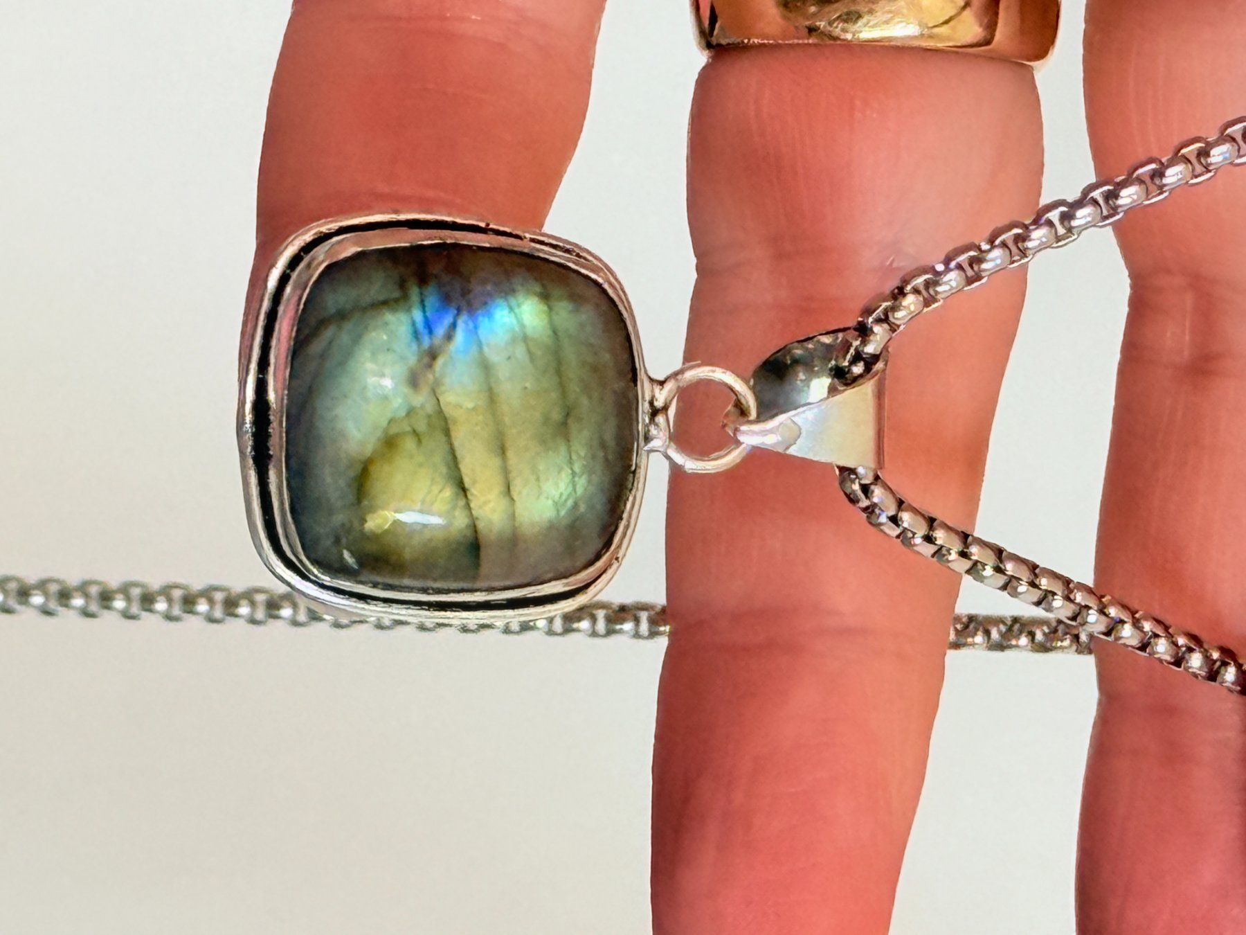 Catenine: Pendentif Labradorite authentique, bijou unique, cadeau – Nuovo e nell'imballaggio originale da Genève venduto da AWWA 4