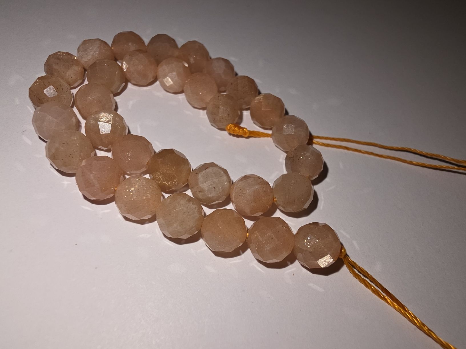 Minerali & Pietre curative: Sonnenstein facettiert 4, 4mm. Strang – Nuovo e nell'imballaggio originale da Menziken venduto da Mirager 3
