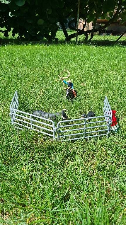 Spielzeuge: Set Western Schleich  – Gebraucht aus St-Sulpice VD von rog_c28g