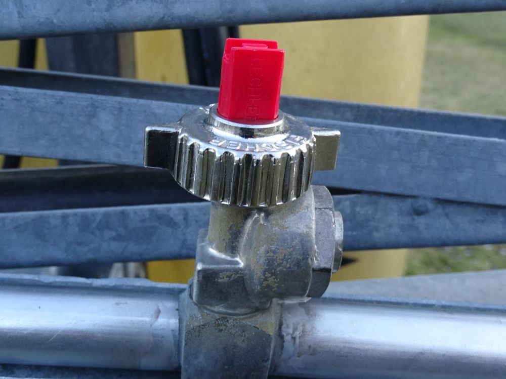 Medizinaltechnik: Antitropfmembranen Fischer & Birchmeier Spritzen – Neu (gemäss Beschreibung) aus Büren/ So von u.limacher 2