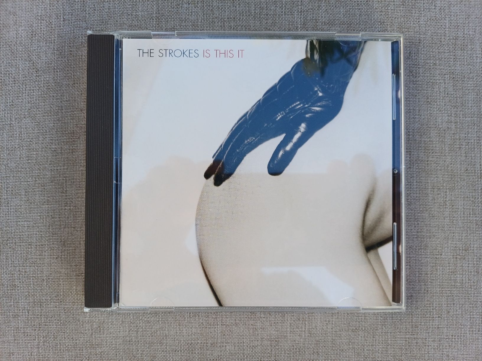 CDs: The Strokes "Is this it" CD – Neuf (Voir description) à Begnins par Drastic-Sound