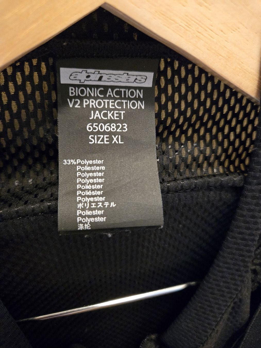 Alpinestars Protezioni & Imbottiture: Alpinestar Bionic Action V2 – Usato da Dübendorf venduto da dia_7ftl 2