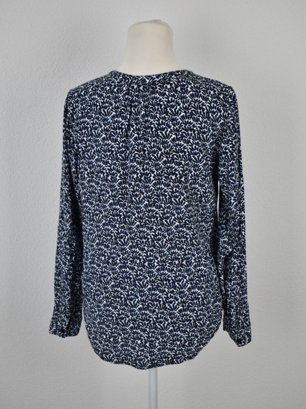 Esprit Camicette: Esprit Bluse Gr.XS 100% Viskose – Usato da Nürensdorf venduto da 2ND_STORY 2