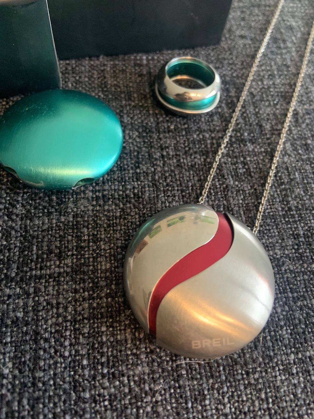 Breil Catenine: Collana Breil  2 ciondoli e anello Set di 3 pezzi! – Usato da Grono venduto da tes_6t5v 1