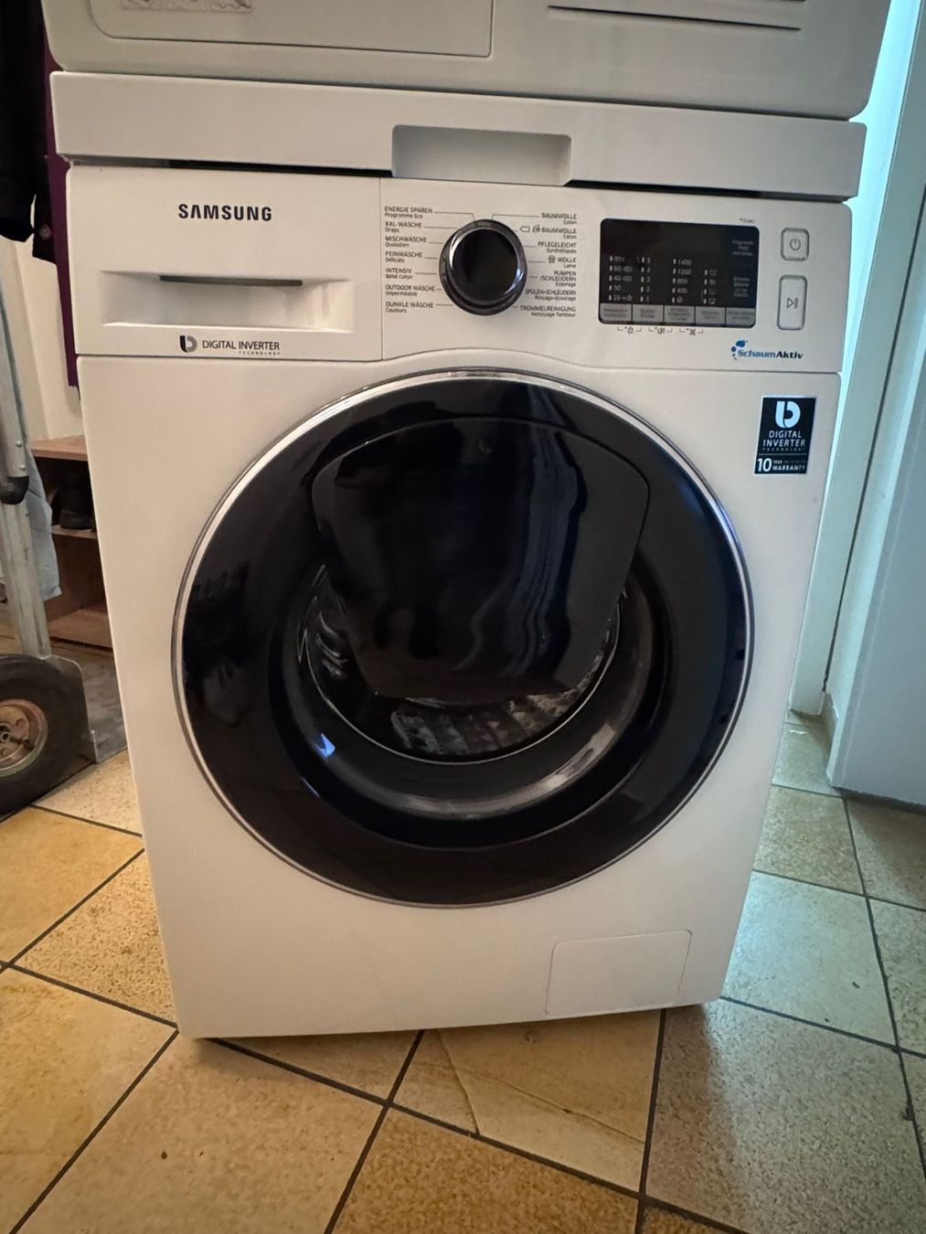 Samsung Lavatrici: Waschmaschine und Tumbler – Usato da  venduto da  1