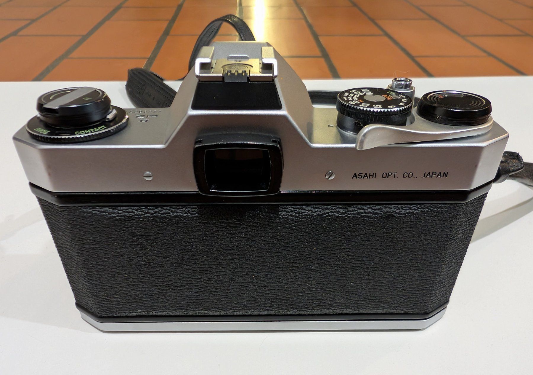 Asahi Fotocamera: Asahi Pentax Spotmatic SP II mit Objektiv – Usato da Pfaffhausen venduto da angliker 7