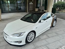 Tesla Model S 75 D mit verbesserter Autopilot-Funktionalität