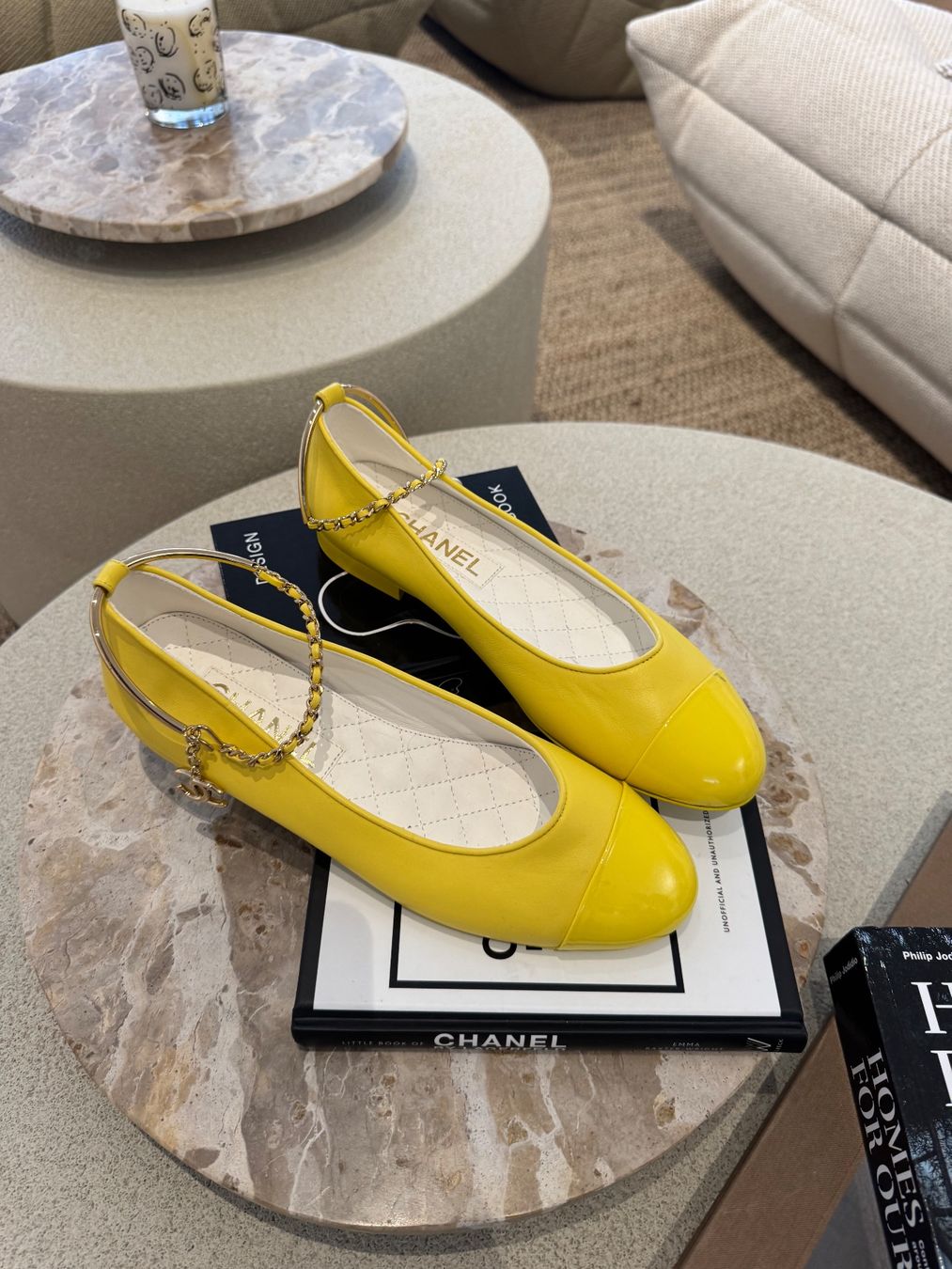 Chanel Scarpe da donna: CHANEL BALLERINAS GELB – Usato da Schwyz venduto da bofb 3