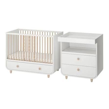 Letti: Chambre bébé table à langer et lit myllra IKEA  – Usato da Carouge GE venduto da Leeleelee2