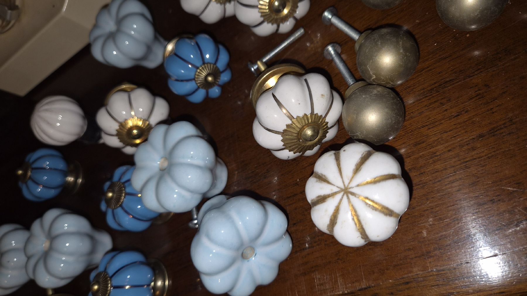 Quincaillerie: 21 Schubladen Knöpfe  – D'occasion à Kölliken par Upcycling-by-Mc-TAM 4