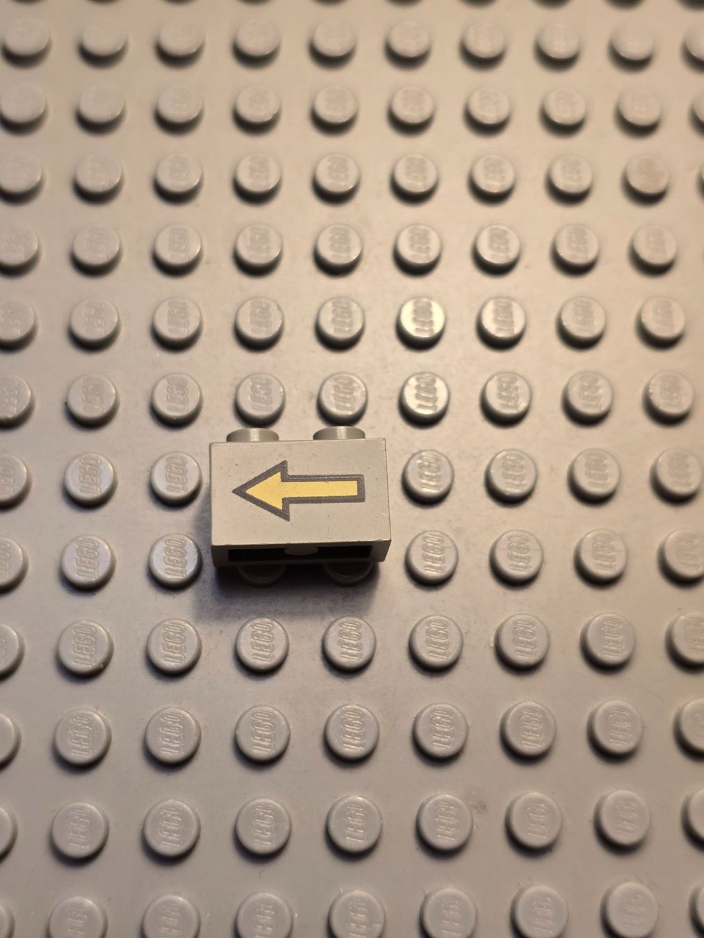 Lego Kit di costruzioni: Lego System Space Stein 1x2 (3004p01) – Usato da Basel venduto da Swi-7621