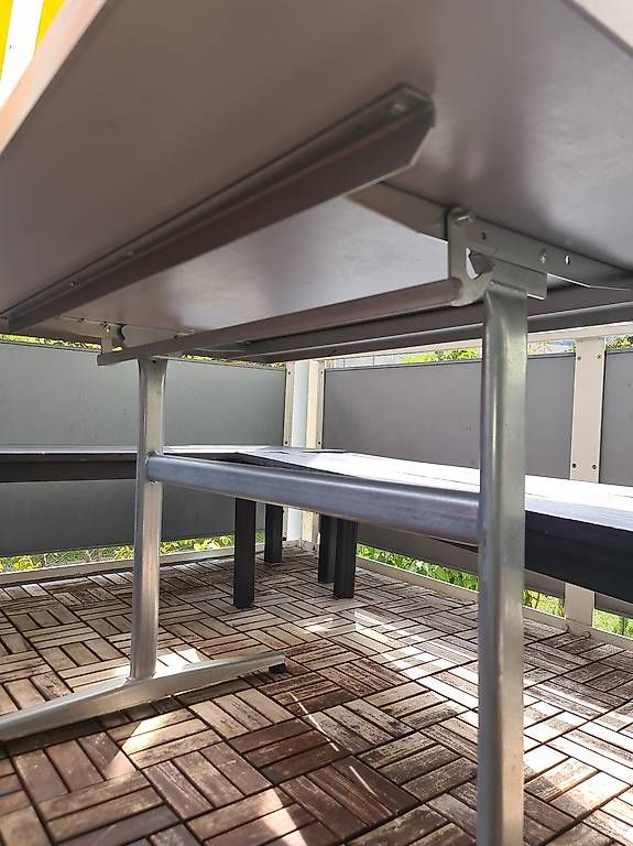 Tavoli: Stabiler Tisch 120x80 cm – Usato da Kriens venduto da akazy 2