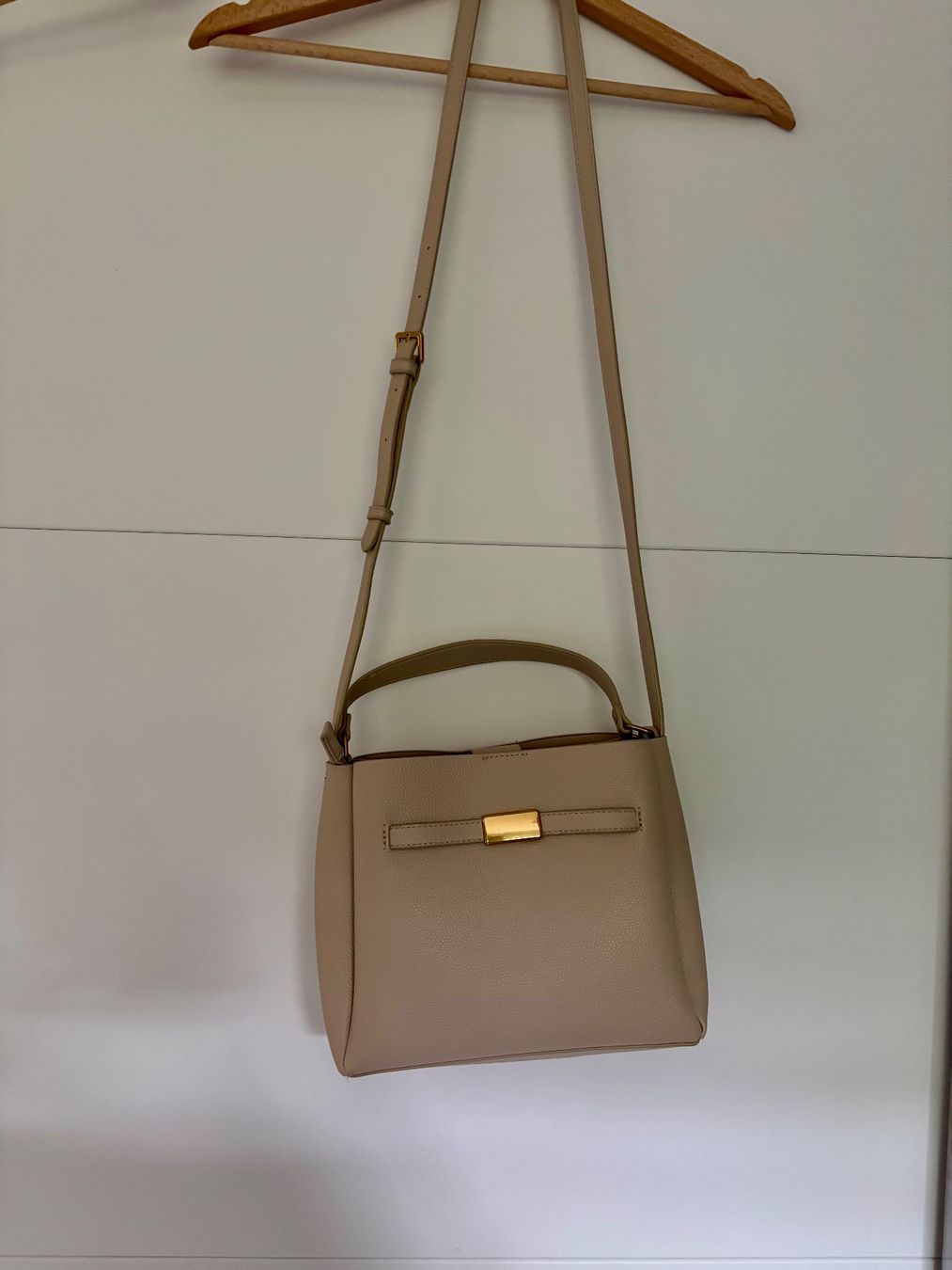 C&A Sacs: C&A Handtasche - fast wie neu – D'occasion à Bülach par bjoernbenny 1