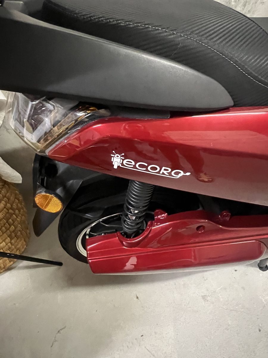 Strada: Elektro Töffli E-Roller Tecoro Tiger 200 Rot mit Top Case – Usato da Zürich venduto da Privat_13 6