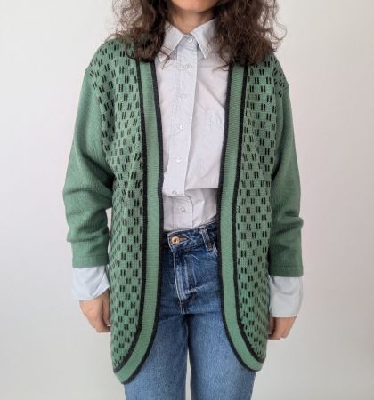 Grüne Strickjacke von Jones, Grösse S/M, Wollmischung!