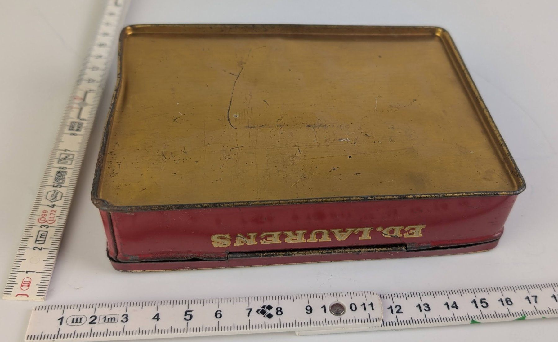Alle Dekorationen: vintage Blech-Box / Schachtel – Gebraucht aus Zürich von 1.Simon 7
