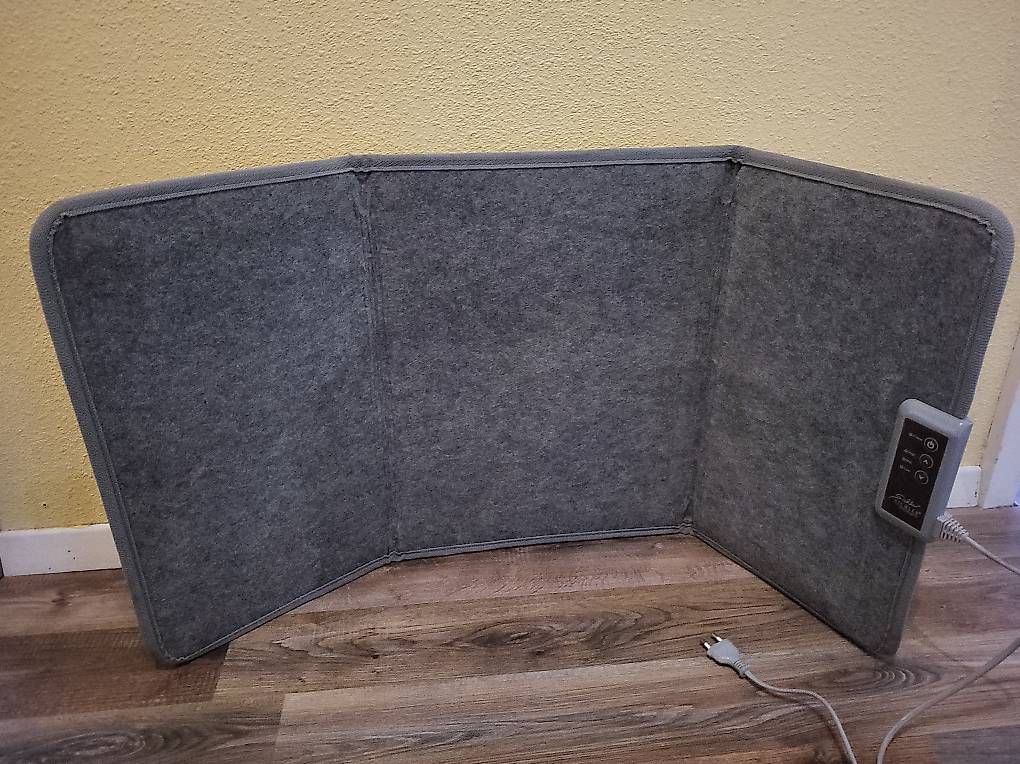 Radiatori: Faltbares Fern-Infrarot Heizpanel – Usato da Birsfelden venduto da chr_7q76