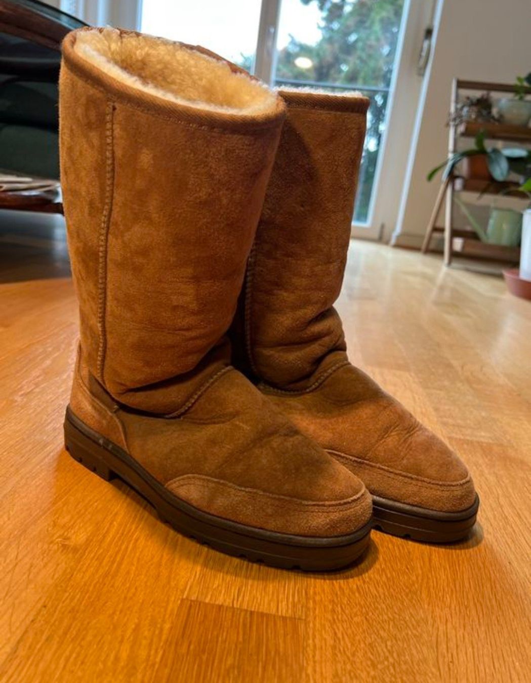 Ugg Chaussures femmes: UGG Boots Braun Winterstiefel, Gr. 40 – Neuf (Voir description) à Zürich par mco_nd92