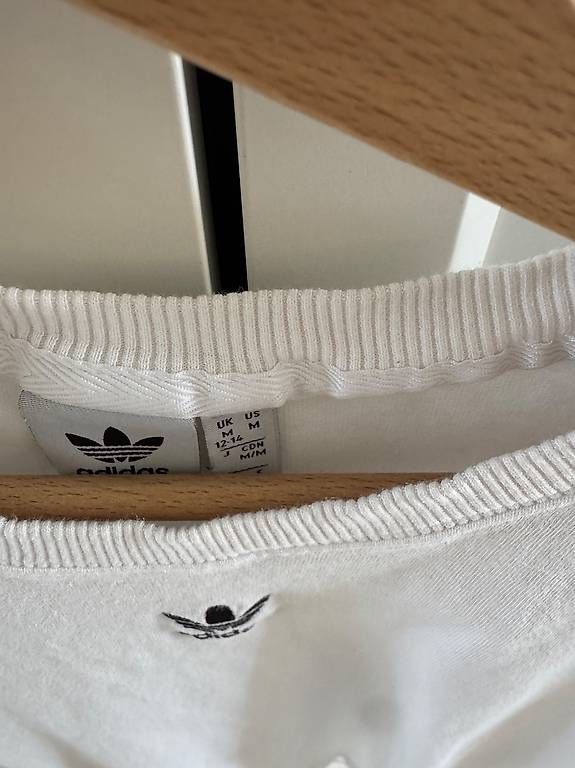 T-shirt: Adidas T Shirt Grösse M – Usato da Zürich venduto da _nushy 1
