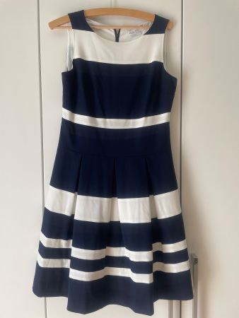 Marie Lund Kleid, Grösse 38, Marine/Weiss, Sommerlich!