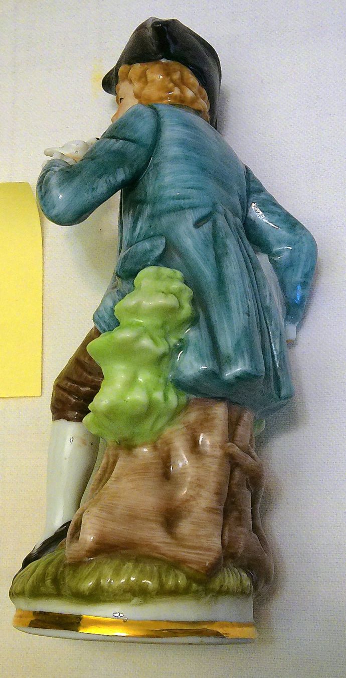 Statuette: Figur Knabe mit Vogel – Usato da Kleinlützel venduto da tomfundus 1